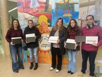 Entrega de tablets por parte de AMPA a la dirección del centro